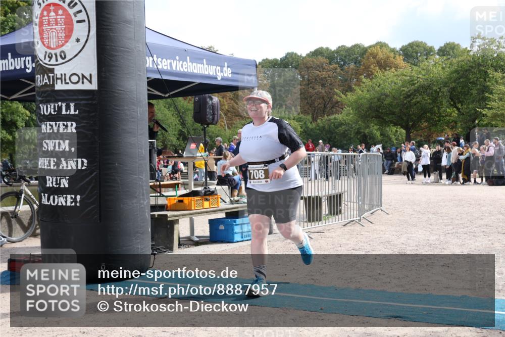 14.09.2025 - Stadtparktriathlon Strokosch-Dieckow http://msf.ph/oto/8887957 14.09.2025 11:55:04 Ziel 708 meine-sportfotos.de