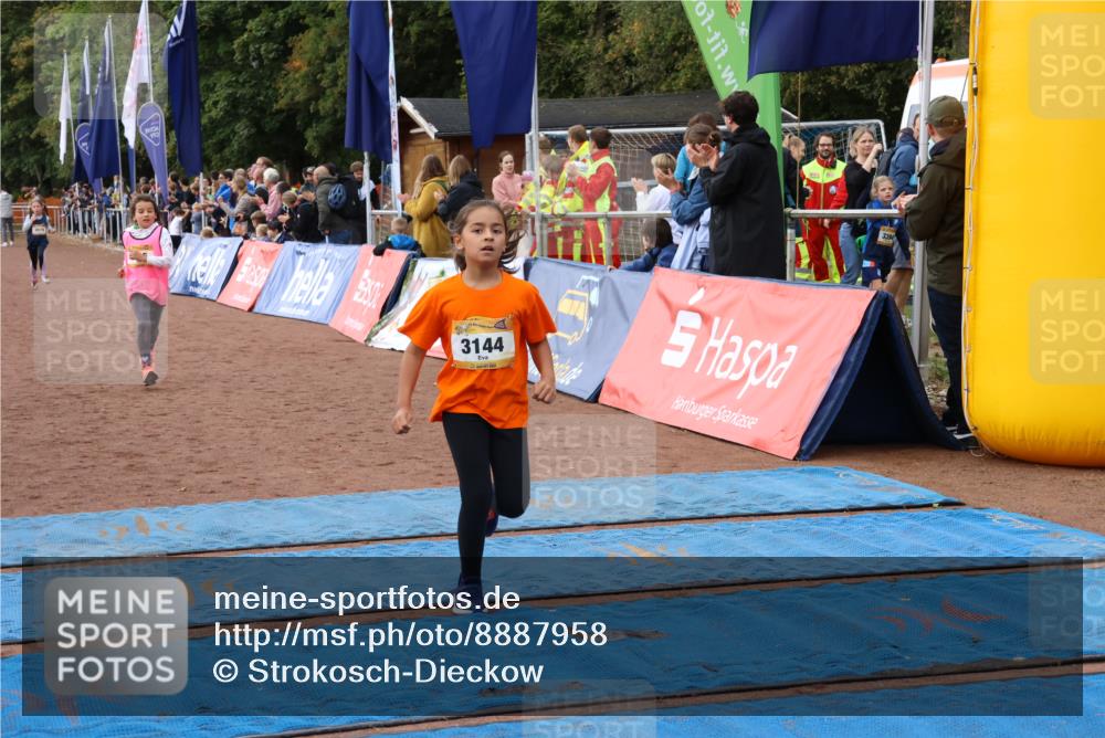 14.09.2025 - Airport Race Strokosch-Dieckow http://msf.ph/oto/8887958 14.09.2025 10:30:59 Ziel 3078, 3144, 3315 meine-sportfotos.de