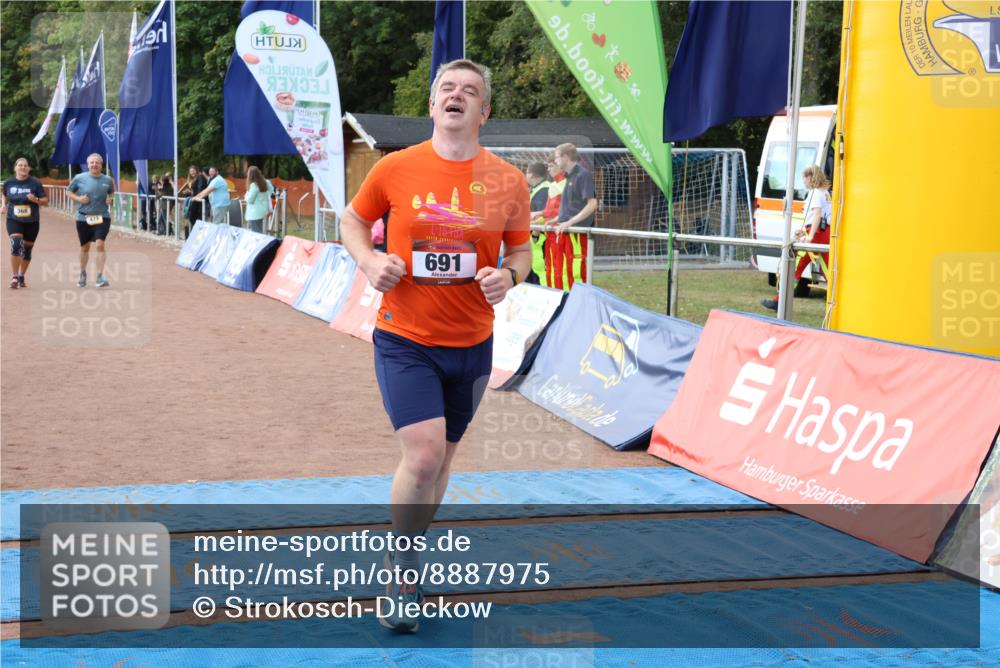 14.09.2025 - Airport Race Strokosch-Dieckow http://msf.ph/oto/8887975 14.09.2025 12:57:29 Ziel 368, 473, 691, 1718 meine-sportfotos.de