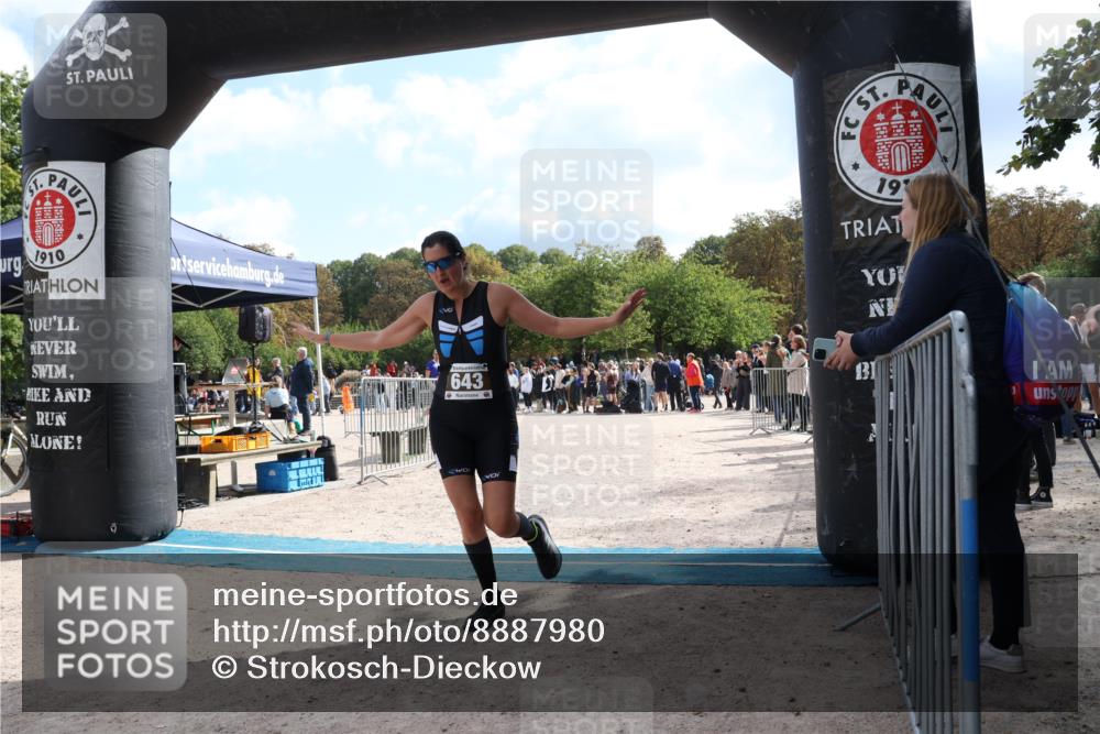 14.09.2025 - Stadtparktriathlon Strokosch-Dieckow http://msf.ph/oto/8887980 14.09.2025 11:55:54 Ziel 643, 797 meine-sportfotos.de