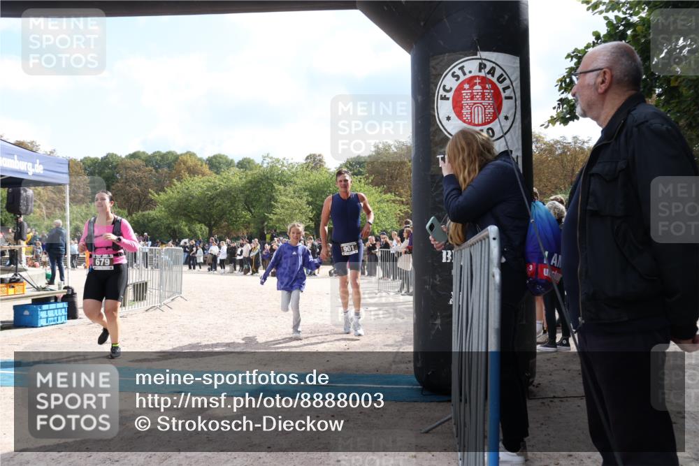 14.09.2025 - Stadtparktriathlon Strokosch-Dieckow http://msf.ph/oto/8888003 14.09.2025 11:57:23 Ziel 679, 901 meine-sportfotos.de