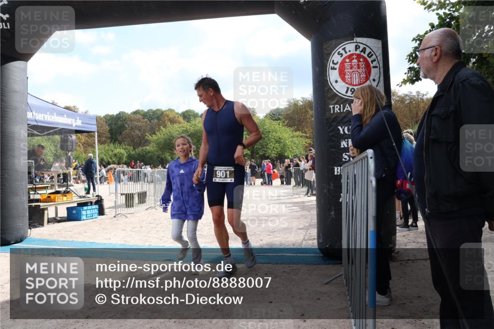 14.09.2025 - Stadtparktriathlon Strokosch-Dieckow http://msf.ph/oto/8888007 14.09.2025 11:57:25 Ziel 679, 901 meine-sportfotos.de