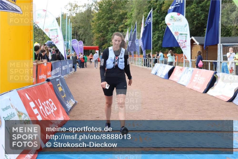 14.09.2025 - Airport Race Strokosch-Dieckow http://msf.ph/oto/8888013 14.09.2025 12:57:37 Ziel 368, 473, 1568, 1612, 1697 meine-sportfotos.de