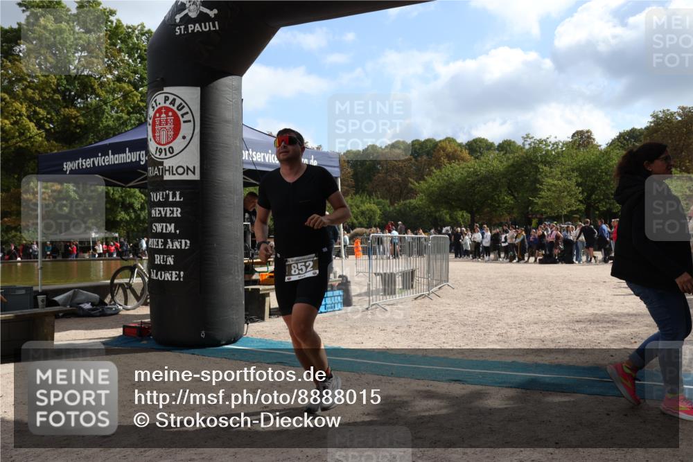 14.09.2025 - Stadtparktriathlon Strokosch-Dieckow http://msf.ph/oto/8888015 14.09.2025 11:57:41 Ziel 852 meine-sportfotos.de