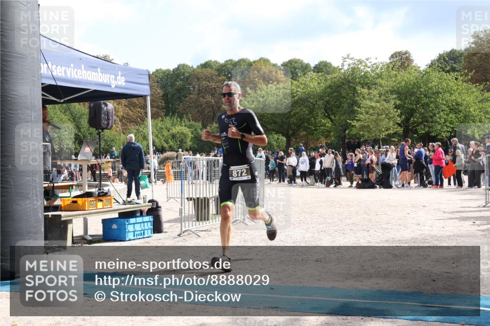 14.09.2025 - Stadtparktriathlon Strokosch-Dieckow http://msf.ph/oto/8888029 14.09.2025 11:58:39 Ziel 848, 867, 872 meine-sportfotos.de