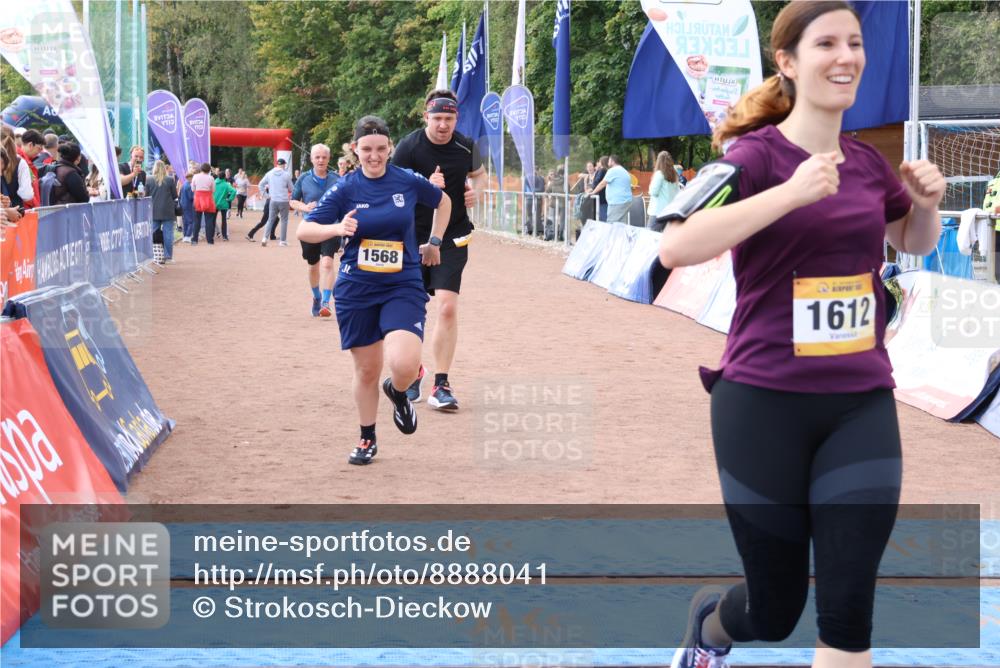 14.09.2025 - Airport Race Strokosch-Dieckow http://msf.ph/oto/8888041 14.09.2025 12:57:44 Ziel 374, 1556, 1568, 1612, 1697 meine-sportfotos.de