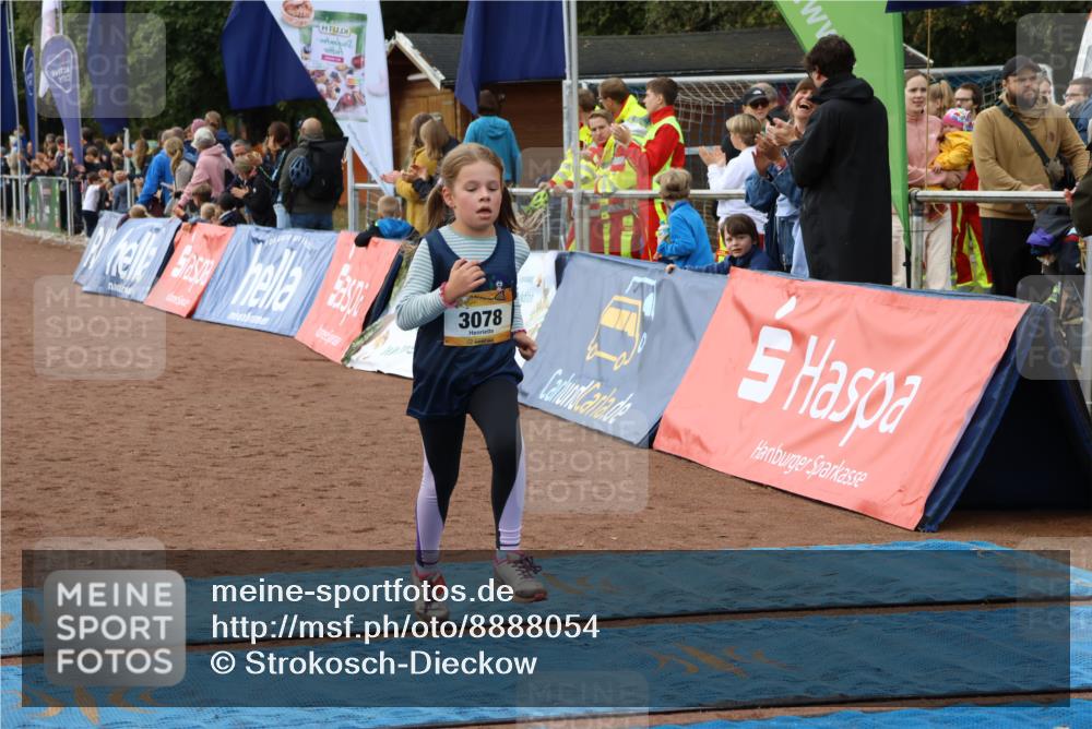 14.09.2025 - Airport Race Strokosch-Dieckow http://msf.ph/oto/8888054 14.09.2025 10:31:06 Ziel 3078, 3315 meine-sportfotos.de