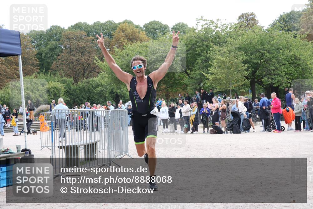 14.09.2025 - Stadtparktriathlon Strokosch-Dieckow http://msf.ph/oto/8888068 14.09.2025 11:59:38 Ziel 772, 859 meine-sportfotos.de