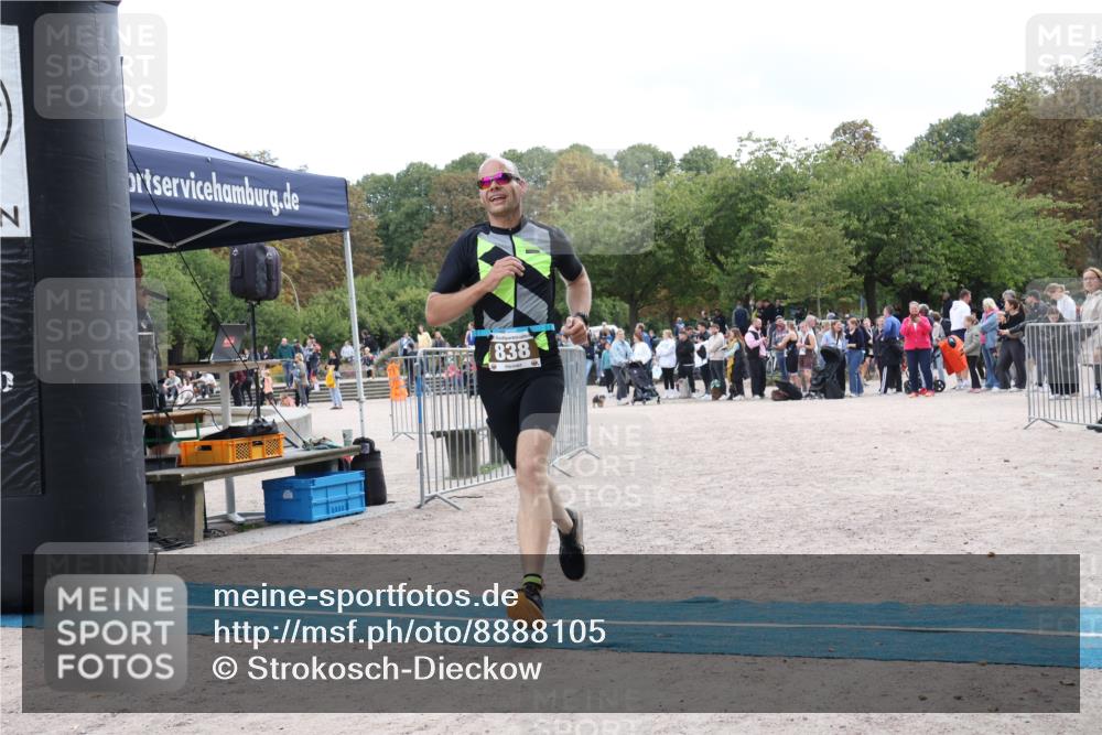 14.09.2025 - Stadtparktriathlon Strokosch-Dieckow http://msf.ph/oto/8888105 14.09.2025 12:00:10 Ziel 835, 838 meine-sportfotos.de