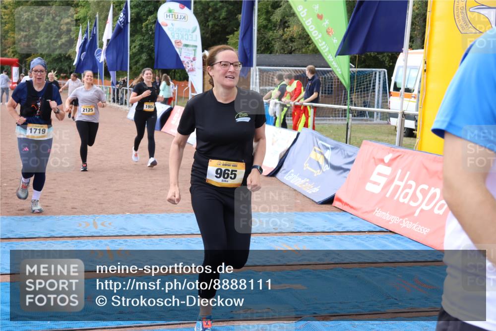 14.09.2025 - Airport Race Strokosch-Dieckow http://msf.ph/oto/8888111 14.09.2025 12:58:05 Ziel 965, 1719, 1824, 1904, 2125, 4215 meine-sportfotos.de