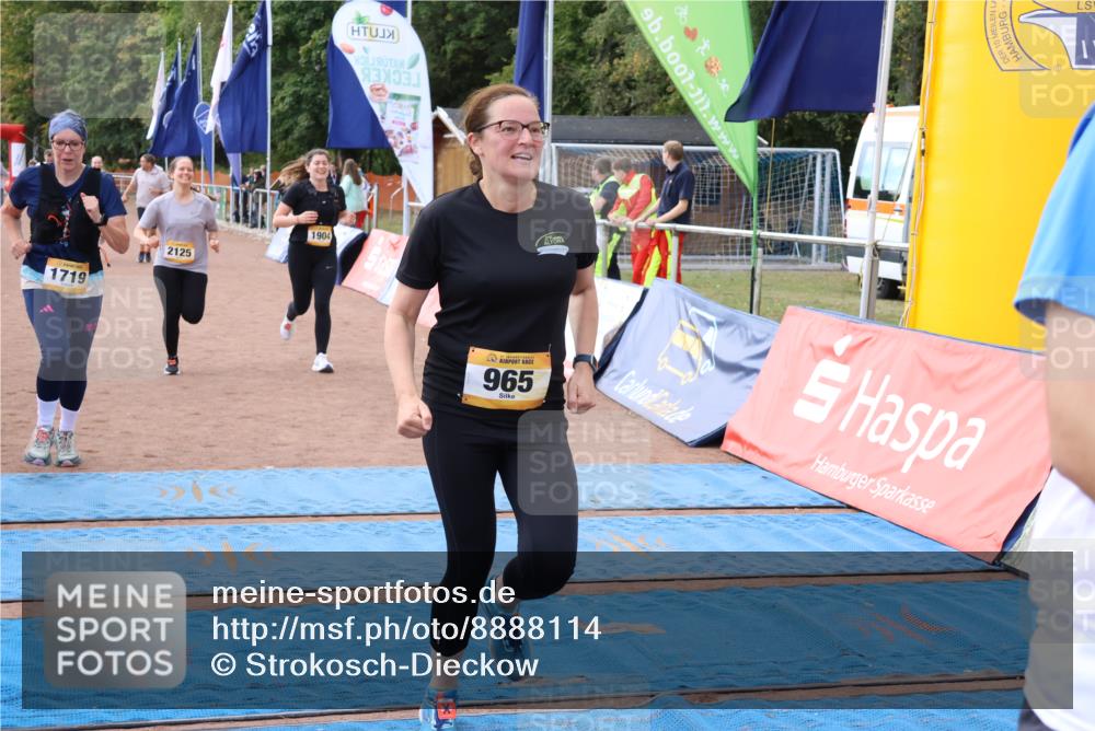 14.09.2025 - Airport Race Strokosch-Dieckow http://msf.ph/oto/8888114 14.09.2025 12:58:05 Ziel 965, 1719, 1824, 1904, 2125, 4215 meine-sportfotos.de