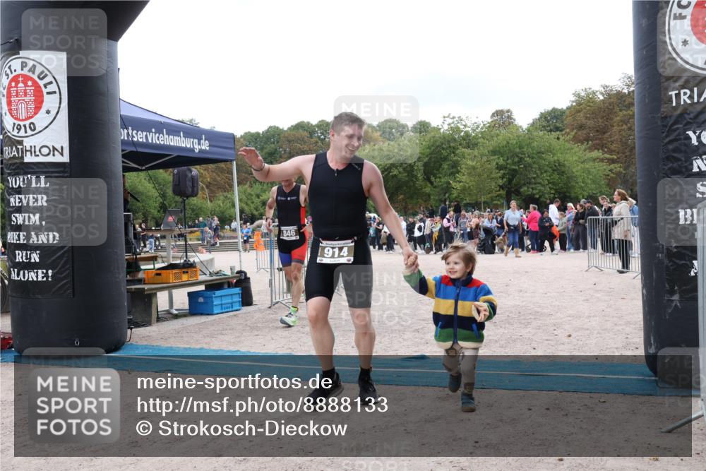 14.09.2025 - Stadtparktriathlon Strokosch-Dieckow http://msf.ph/oto/8888133 14.09.2025 12:00:33 Ziel 724, 846, 914 meine-sportfotos.de