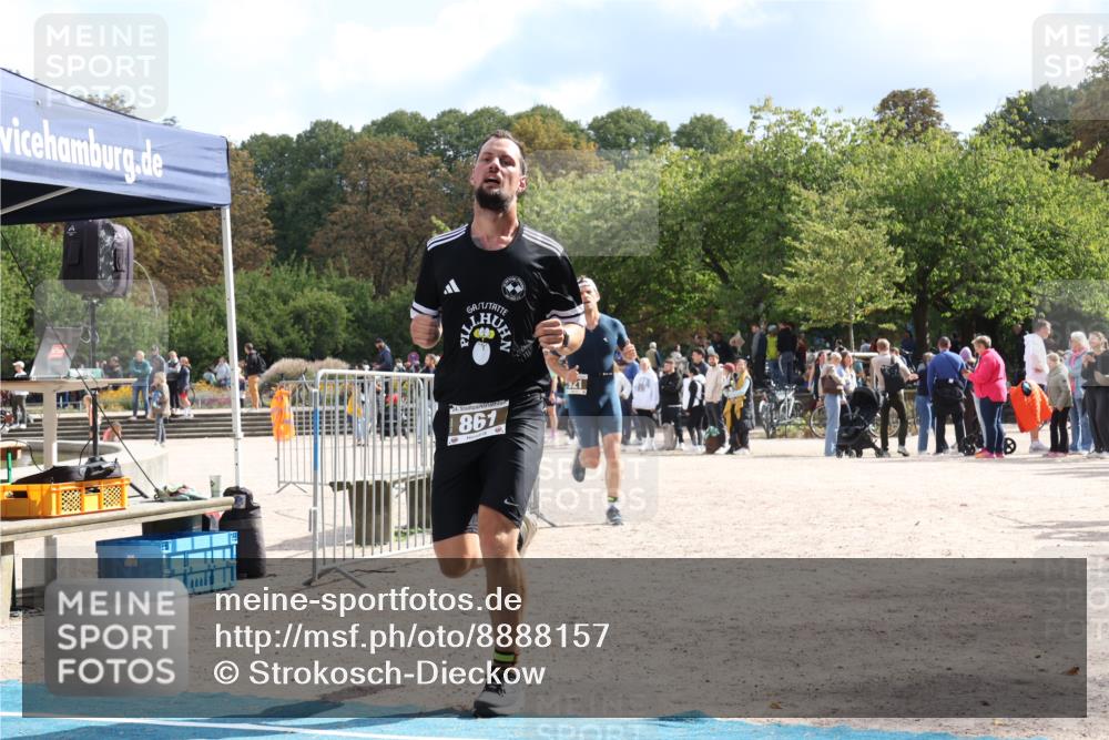14.09.2025 - Stadtparktriathlon Strokosch-Dieckow http://msf.ph/oto/8888157 14.09.2025 12:01:29 Ziel 858, 861, 921 meine-sportfotos.de