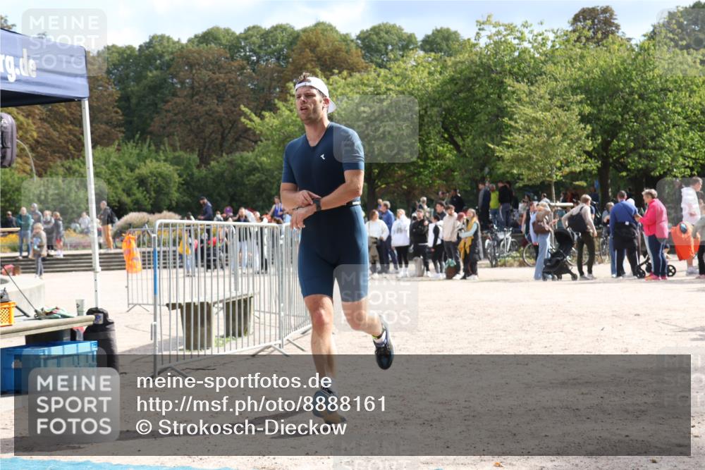14.09.2025 - Stadtparktriathlon Strokosch-Dieckow http://msf.ph/oto/8888161 14.09.2025 12:01:31 Ziel 861, 921 meine-sportfotos.de