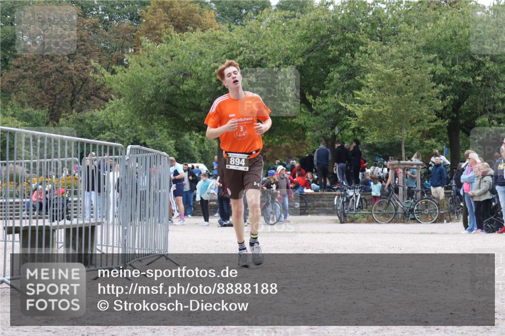 14.09.2025 - Stadtparktriathlon Strokosch-Dieckow http://msf.ph/oto/8888188 14.09.2025 12:03:09 Ziel 894 meine-sportfotos.de