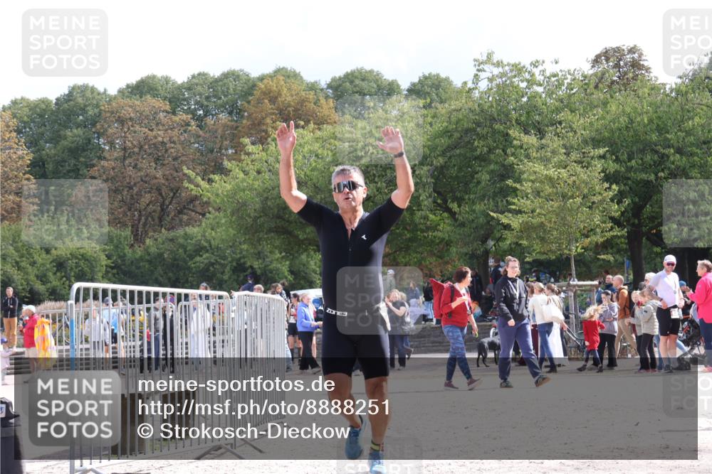 14.09.2025 - Stadtparktriathlon Strokosch-Dieckow http://msf.ph/oto/8888251 14.09.2025 12:08:13 Ziel 892 meine-sportfotos.de