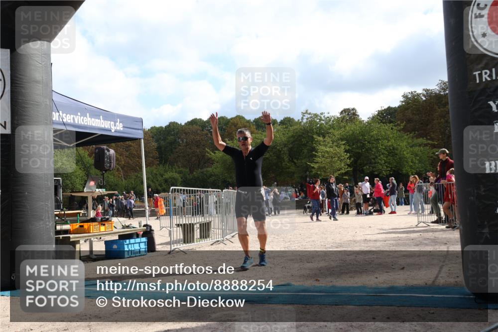 14.09.2025 - Stadtparktriathlon Strokosch-Dieckow http://msf.ph/oto/8888254 14.09.2025 12:08:14 Ziel 892 meine-sportfotos.de