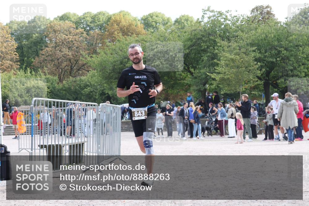 14.09.2025 - Stadtparktriathlon Strokosch-Dieckow http://msf.ph/oto/8888263 14.09.2025 12:08:33 Ziel 843, 870 meine-sportfotos.de