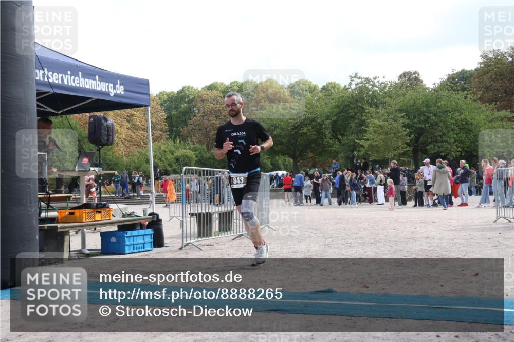 14.09.2025 - Stadtparktriathlon Strokosch-Dieckow http://msf.ph/oto/8888265 14.09.2025 12:08:33 Ziel 843, 870 meine-sportfotos.de