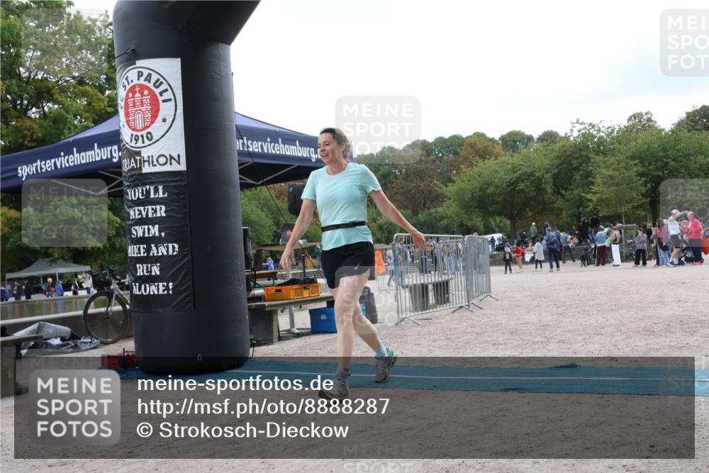 14.09.2025 - Stadtparktriathlon Strokosch-Dieckow http://msf.ph/oto/8888287 14.09.2025 12:09:39 Ziel 655 meine-sportfotos.de