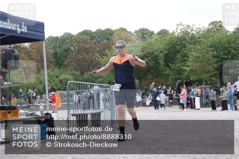 14.09.2025 - Stadtparktriathlon Strokosch-Dieckow http://msf.ph/oto/8888310 14.09.2025 12:10:36 Ziel 839 meine-sportfotos.de