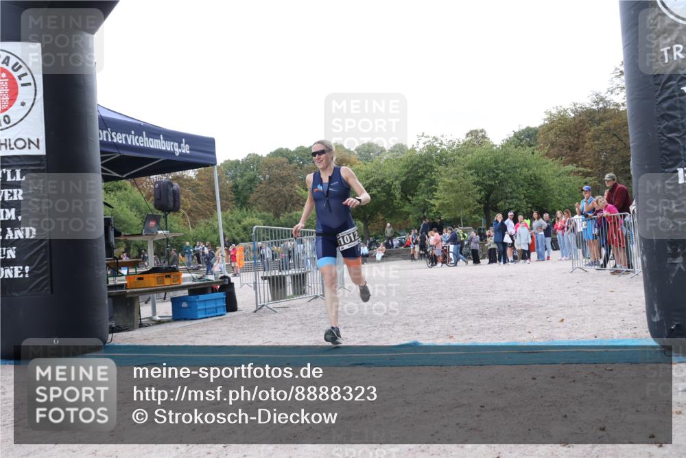 14.09.2025 - Stadtparktriathlon Strokosch-Dieckow http://msf.ph/oto/8888323 14.09.2025 12:10:51 Ziel 1012 meine-sportfotos.de