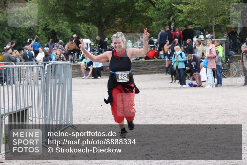 14.09.2025 - Stadtparktriathlon Strokosch-Dieckow http://msf.ph/oto/8888334 14.09.2025 12:12:22 Ziel 682 meine-sportfotos.de