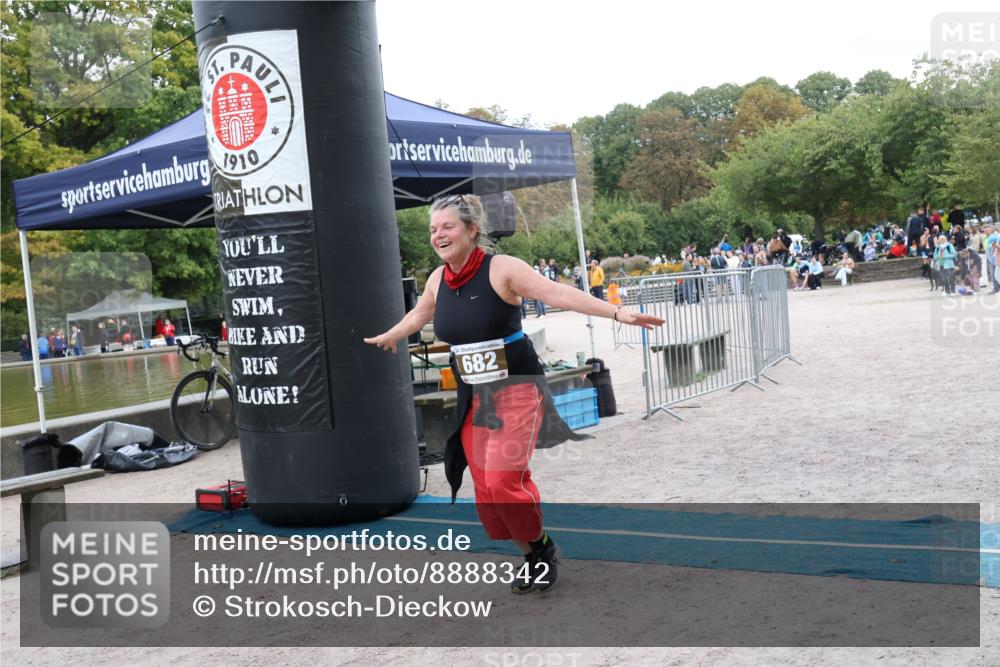 14.09.2025 - Stadtparktriathlon Strokosch-Dieckow http://msf.ph/oto/8888342 14.09.2025 12:12:26 Ziel 682 meine-sportfotos.de
