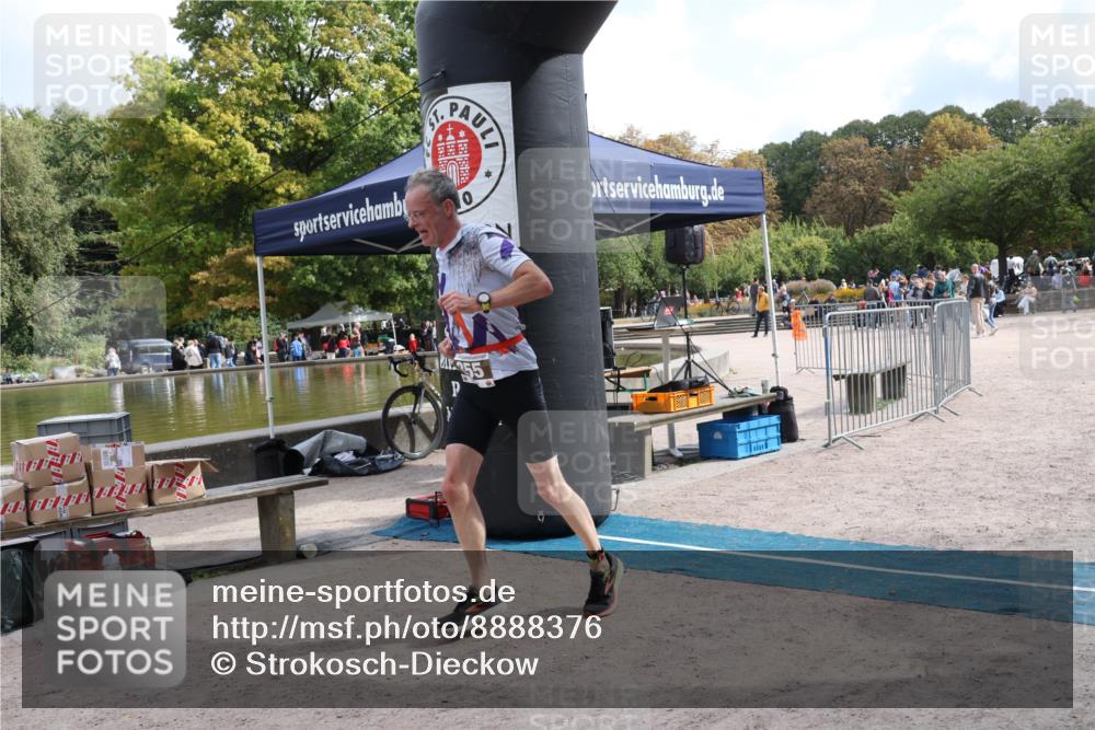 14.09.2025 - Stadtparktriathlon Strokosch-Dieckow http://msf.ph/oto/8888376 14.09.2025 12:13:42 Ziel 855 meine-sportfotos.de