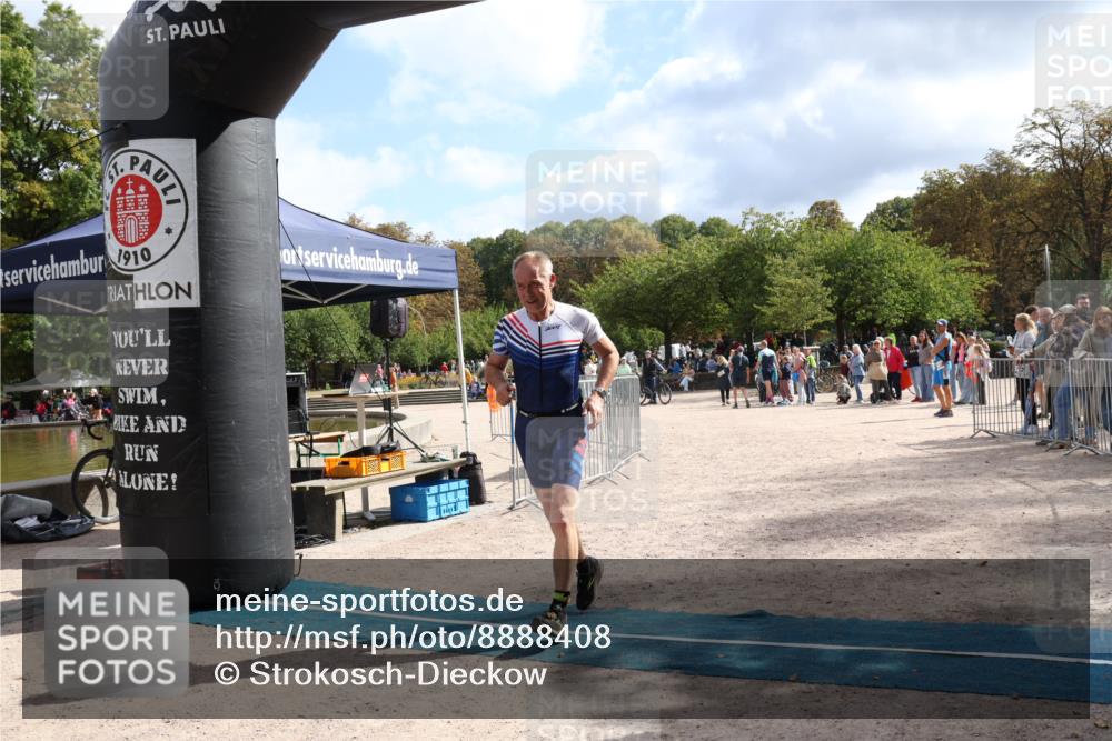 14.09.2025 - Stadtparktriathlon Strokosch-Dieckow http://msf.ph/oto/8888408 14.09.2025 12:15:32 Ziel 868 meine-sportfotos.de