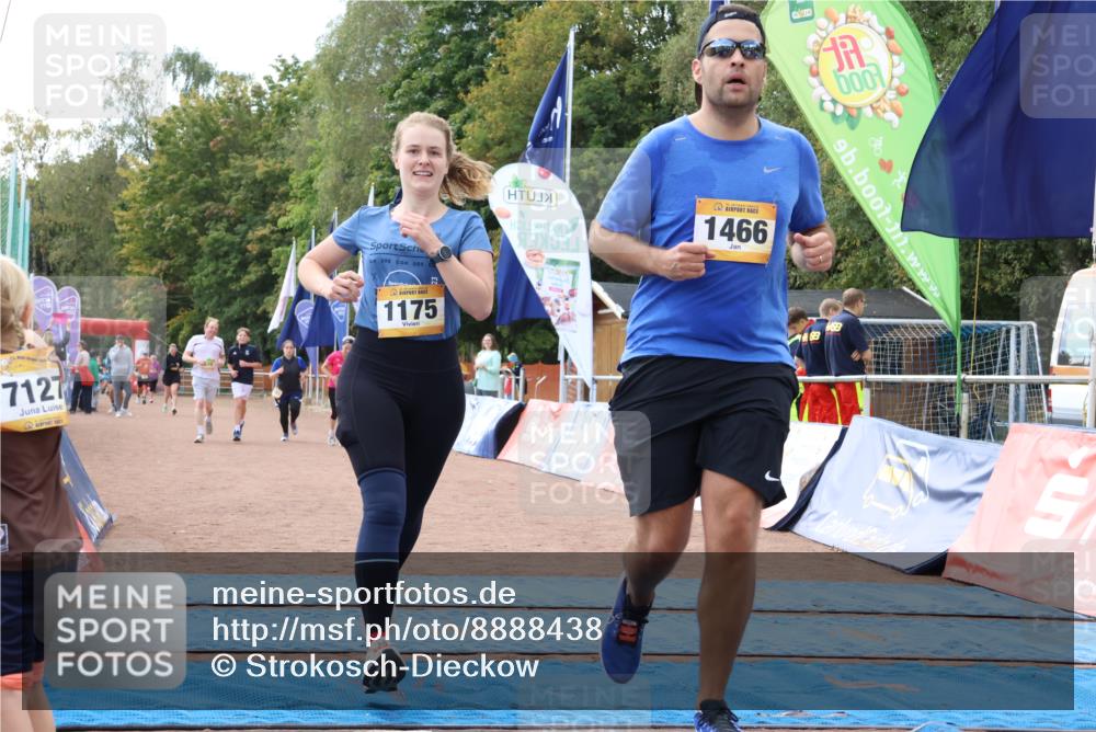 14.09.2025 - Airport Race Strokosch-Dieckow http://msf.ph/oto/8888438 14.09.2025 12:59:50 Ziel 370, 614, 1094, 1146, 1175, 1466, 1619, 2183 meine-sportfotos.de