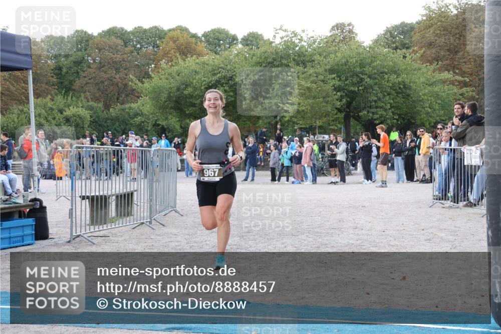 14.09.2025 - Stadtparktriathlon Strokosch-Dieckow http://msf.ph/oto/8888457 14.09.2025 12:24:40 Ziel 967 meine-sportfotos.de