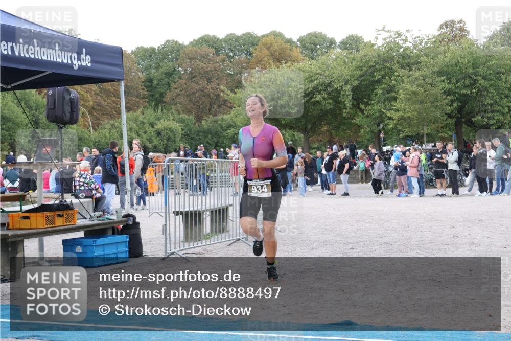 14.09.2025 - Stadtparktriathlon Strokosch-Dieckow http://msf.ph/oto/8888497 14.09.2025 12:26:12 Ziel 934 meine-sportfotos.de