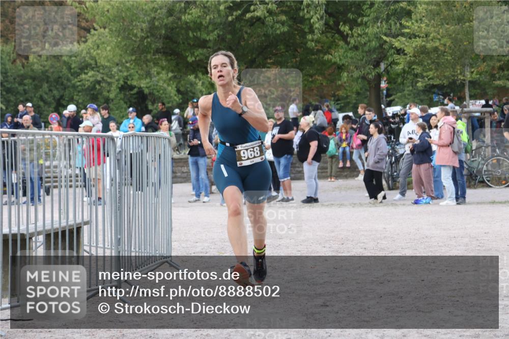 14.09.2025 - Stadtparktriathlon Strokosch-Dieckow http://msf.ph/oto/8888502 14.09.2025 12:26:20 Ziel 968 meine-sportfotos.de