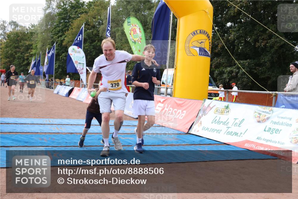 14.09.2025 - Airport Race Strokosch-Dieckow http://msf.ph/oto/8888506 14.09.2025 12:59:59 Ziel 370, 1146, 1380, 1584, 1609, 2099, 2183, 4103 meine-sportfotos.de