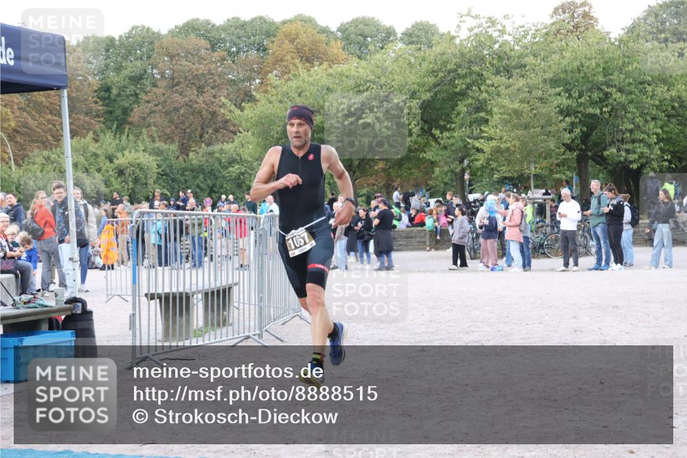 14.09.2025 - Stadtparktriathlon Strokosch-Dieckow http://msf.ph/oto/8888515 14.09.2025 12:26:46 Ziel 1067 meine-sportfotos.de