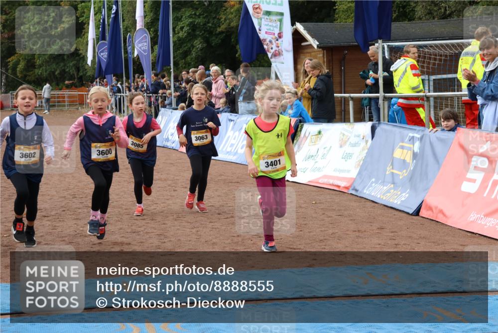 14.09.2025 - Airport Race Strokosch-Dieckow http://msf.ph/oto/8888555 14.09.2025 10:32:26 Ziel 3063, 3085, 3401, 3600, 3602 meine-sportfotos.de