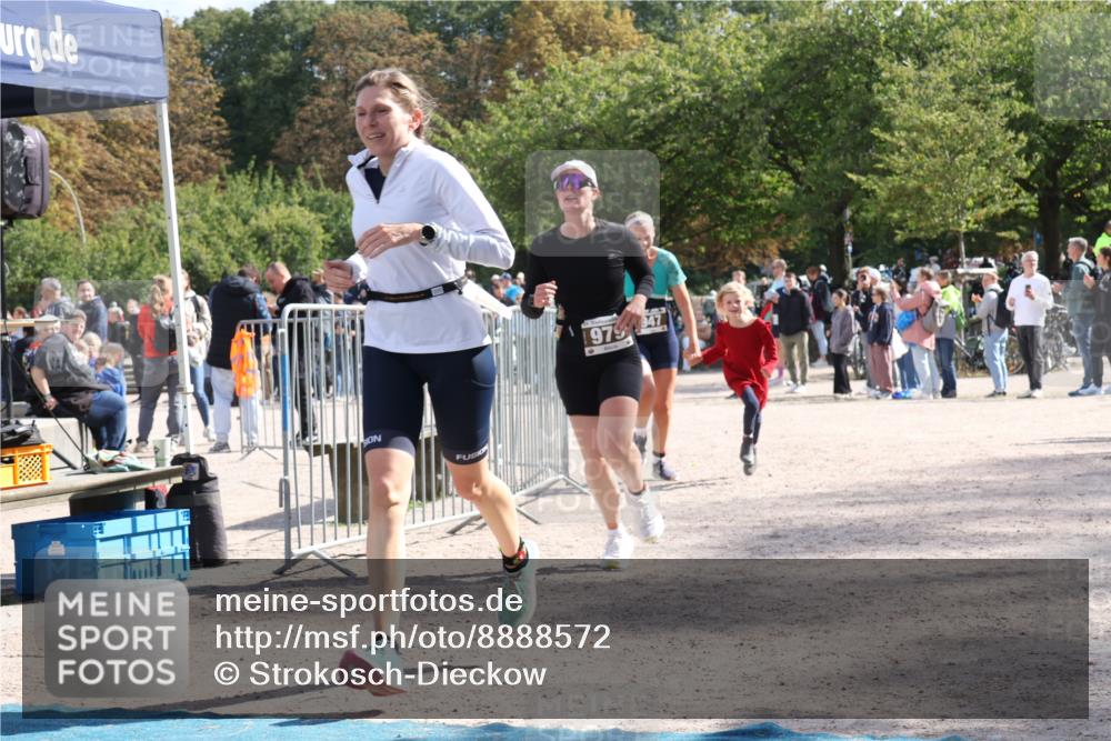 14.09.2025 - Stadtparktriathlon Strokosch-Dieckow http://msf.ph/oto/8888572 14.09.2025 12:28:05 Ziel 947, 979, 989 meine-sportfotos.de