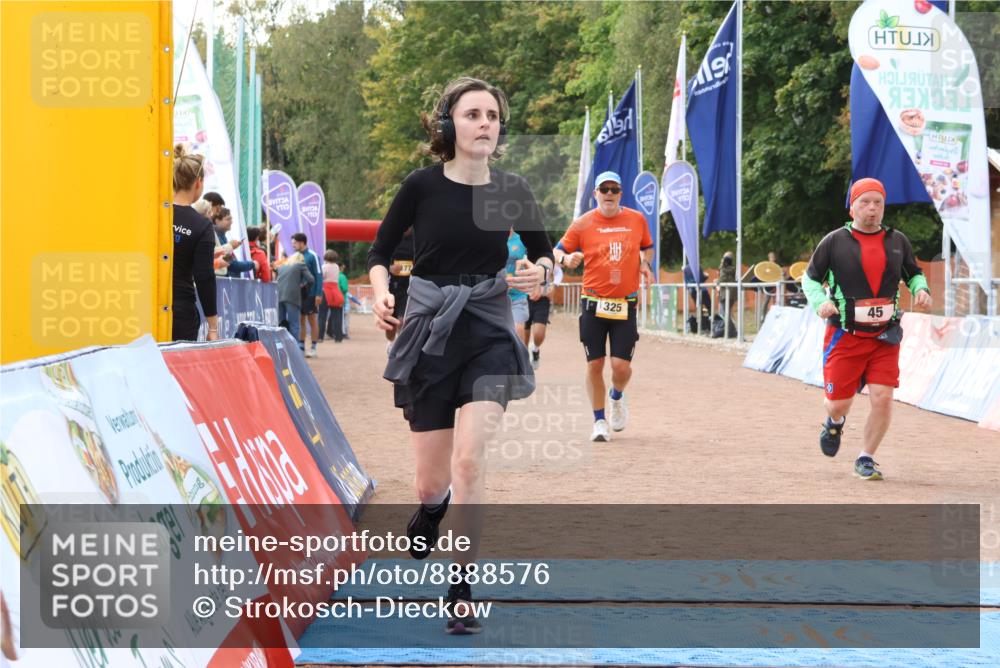 14.09.2025 - Airport Race Strokosch-Dieckow http://msf.ph/oto/8888576 14.09.2025 13:00:10 Ziel 45, 251, 325, 841, 1329, 1538, 2099, 4177 meine-sportfotos.de