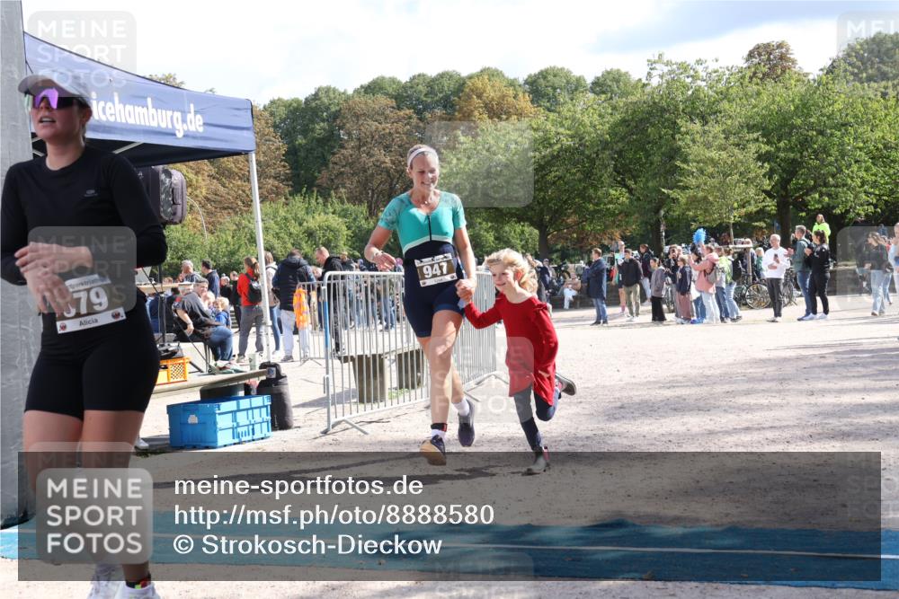 14.09.2025 - Stadtparktriathlon Strokosch-Dieckow http://msf.ph/oto/8888580 14.09.2025 12:28:07 Ziel 947, 979, 989 meine-sportfotos.de