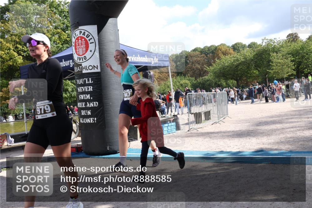 14.09.2025 - Stadtparktriathlon Strokosch-Dieckow http://msf.ph/oto/8888585 14.09.2025 12:28:08 Ziel 947, 979, 989 meine-sportfotos.de