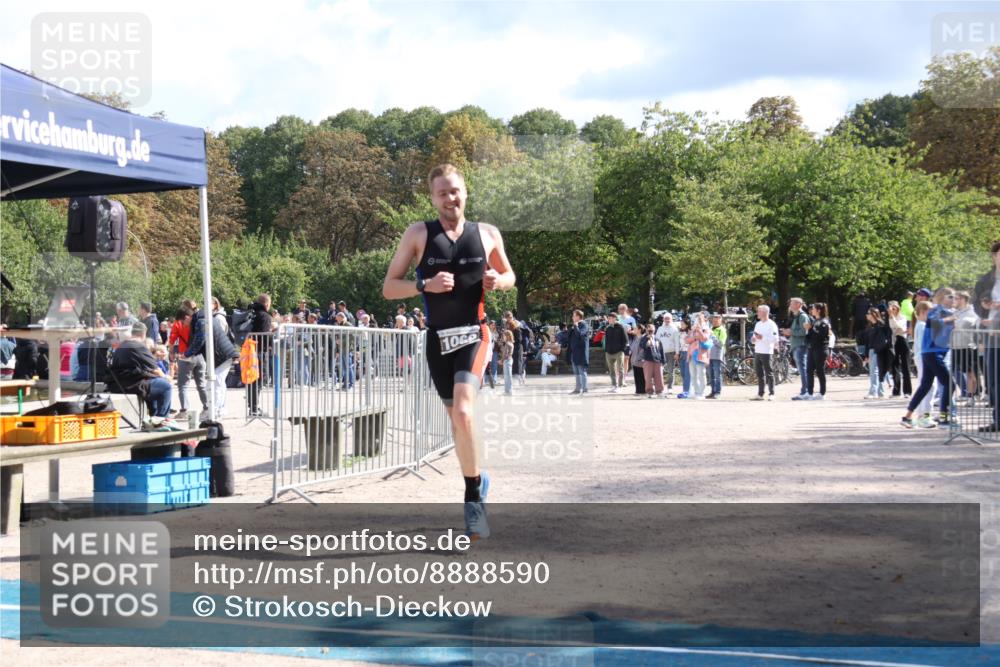 14.09.2025 - Stadtparktriathlon Strokosch-Dieckow http://msf.ph/oto/8888590 14.09.2025 12:28:15 Ziel 1069 meine-sportfotos.de