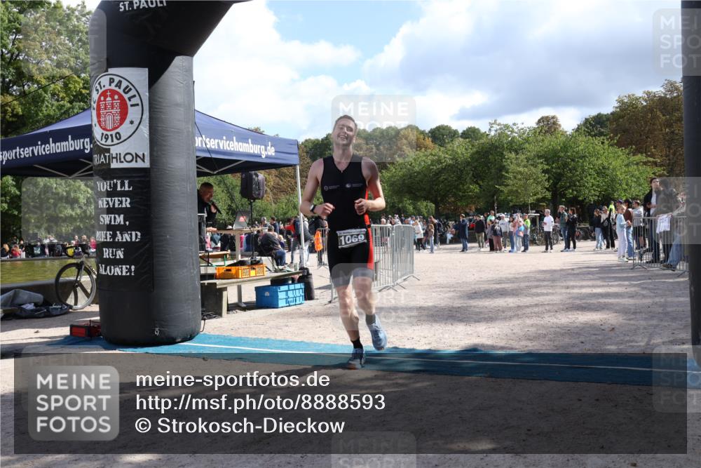 14.09.2025 - Stadtparktriathlon Strokosch-Dieckow http://msf.ph/oto/8888593 14.09.2025 12:28:16 Ziel 1069 meine-sportfotos.de