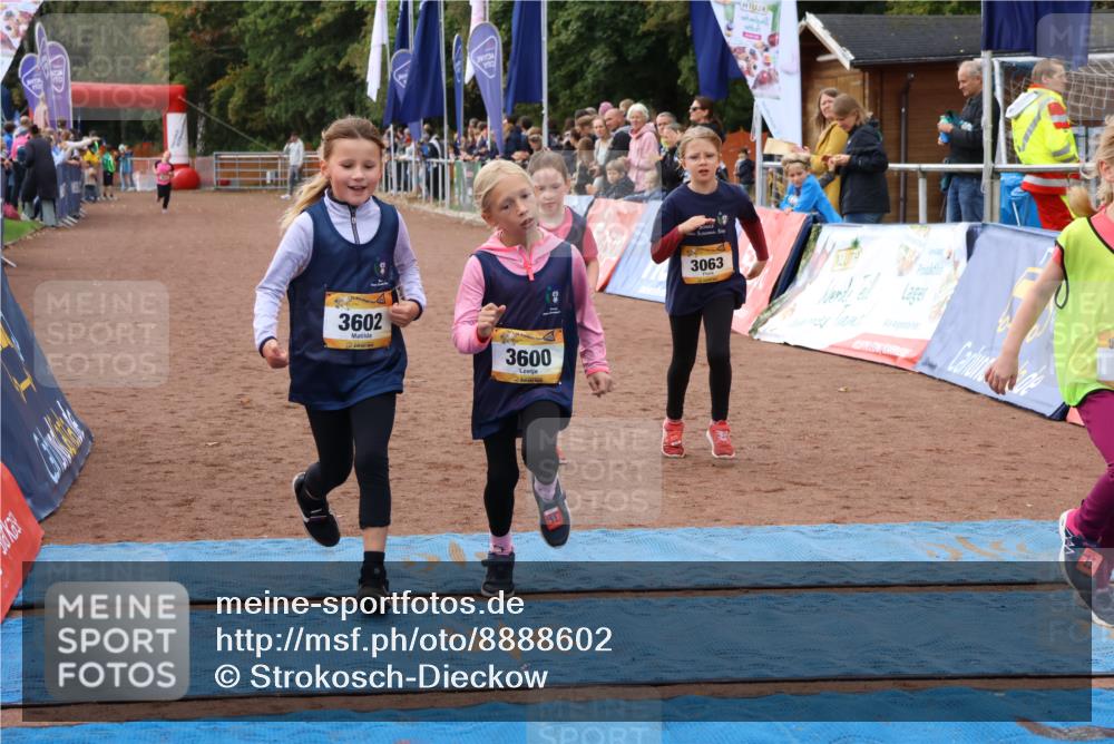 14.09.2025 - Airport Race Strokosch-Dieckow http://msf.ph/oto/8888602 14.09.2025 10:32:27 Ziel 3063, 3085, 3401, 3600, 3602 meine-sportfotos.de