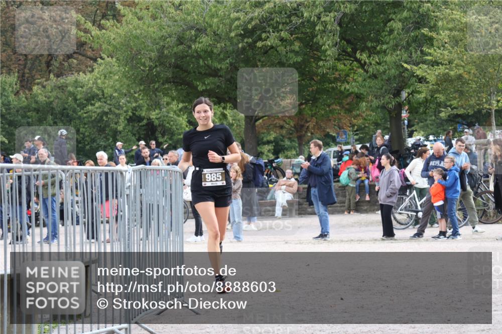 14.09.2025 - Stadtparktriathlon Strokosch-Dieckow http://msf.ph/oto/8888603 14.09.2025 12:29:19 Ziel 938, 985 meine-sportfotos.de