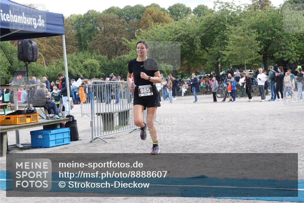 14.09.2025 - Stadtparktriathlon Strokosch-Dieckow http://msf.ph/oto/8888607 14.09.2025 12:29:22 Ziel 938, 985 meine-sportfotos.de