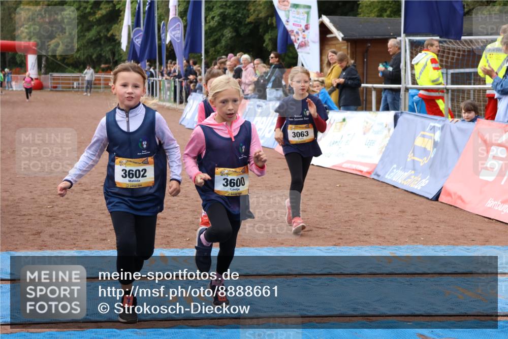 14.09.2025 - Airport Race Strokosch-Dieckow http://msf.ph/oto/8888661 14.09.2025 10:32:28 Ziel 3063, 3085, 3401, 3600, 3602 meine-sportfotos.de