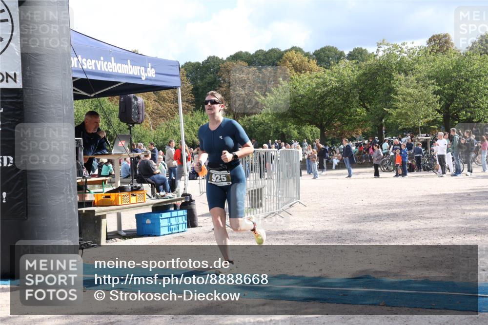 14.09.2025 - Stadtparktriathlon Strokosch-Dieckow http://msf.ph/oto/8888668 14.09.2025 12:30:00 Ziel 925, 926, 1072 meine-sportfotos.de