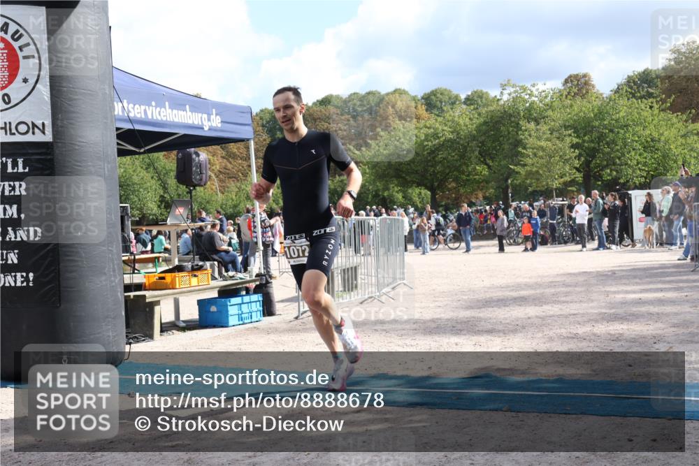 14.09.2025 - Stadtparktriathlon Strokosch-Dieckow http://msf.ph/oto/8888678 14.09.2025 12:30:06 Ziel 925, 961, 1072 meine-sportfotos.de