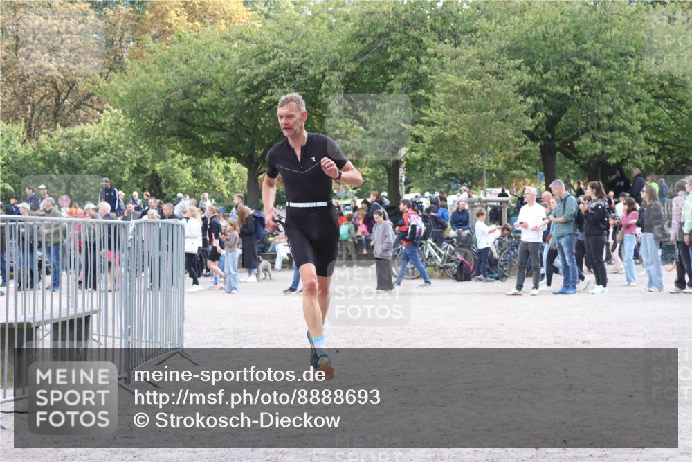 14.09.2025 - Stadtparktriathlon Strokosch-Dieckow http://msf.ph/oto/8888693 14.09.2025 12:30:25 Ziel 1041 meine-sportfotos.de